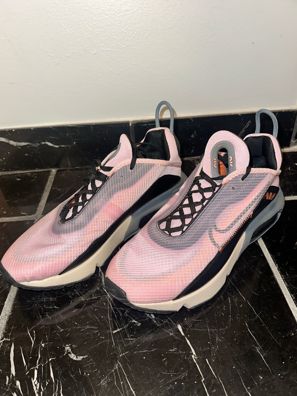 Women’s Nike Air 2000 - Picture 3 of 7